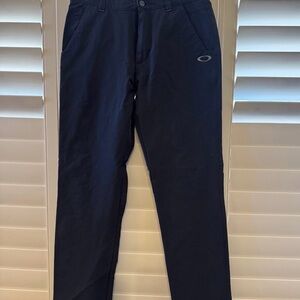 Oakley Men's Navy Chinos